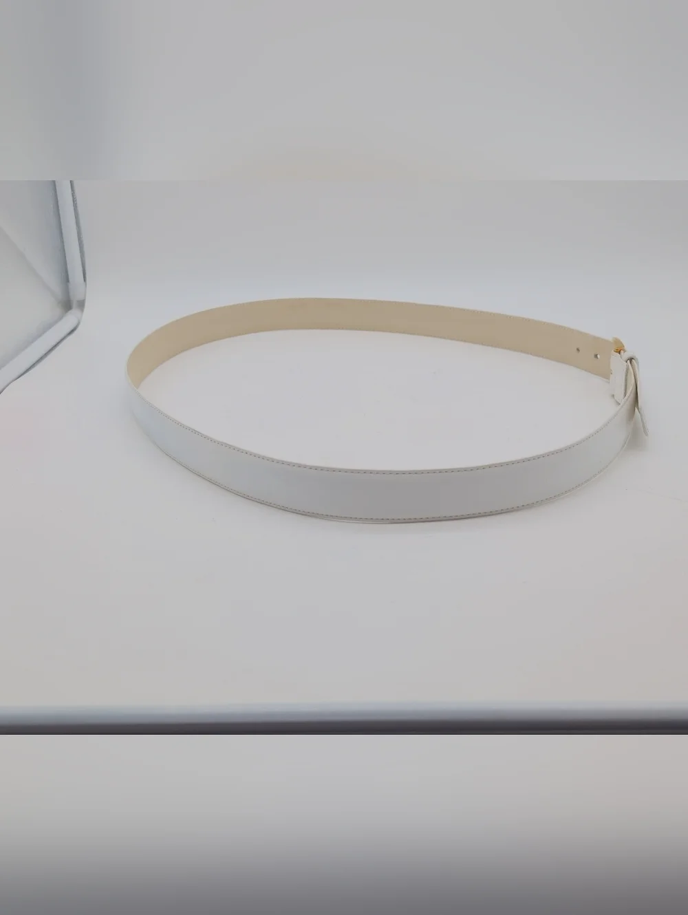 Lejon Vintage White Glove Leather Belt with Gold Buckle Sz 46